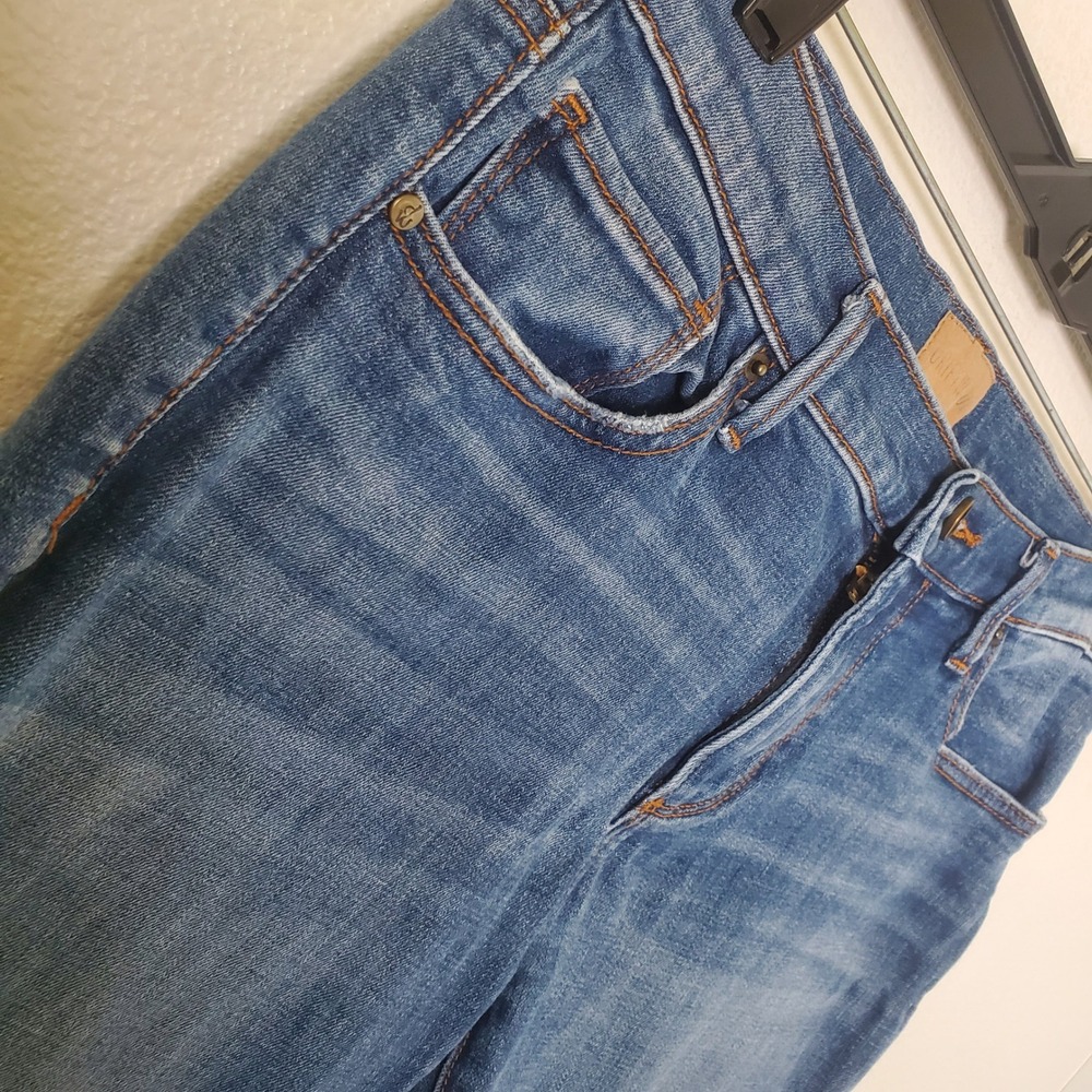 Driftwood Audrey Slim Straight Leg Raw‎ Hem Jeans Medium Wash Blue Denim Size 28 - Picture 11 of 12